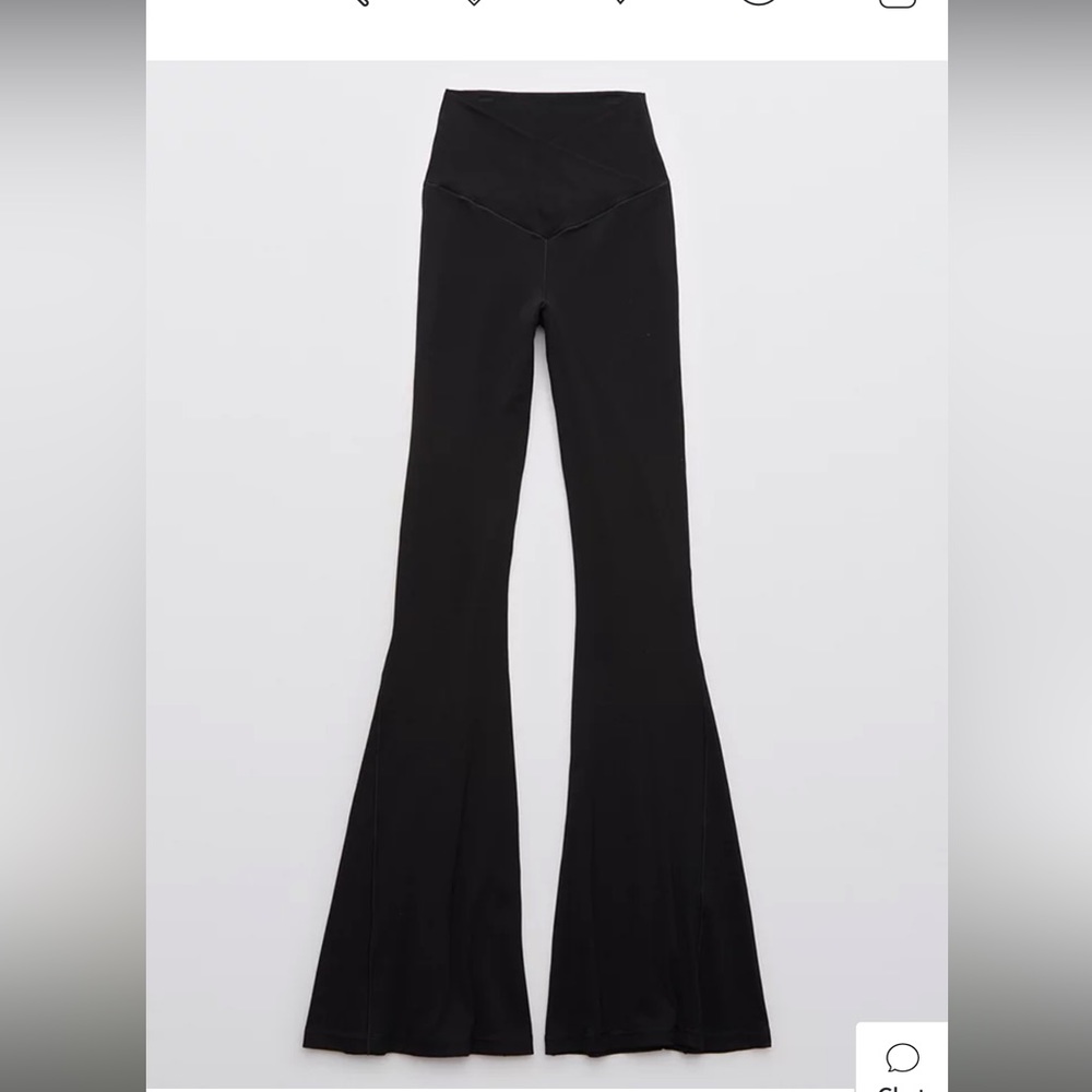 Aerie high waisted crossover rib super-flare leggings in black. Size S.